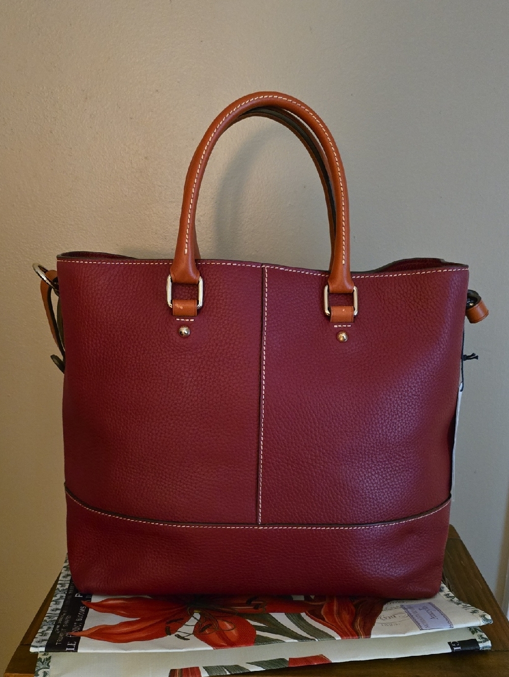 Dooney And Bourke Chelsea Shopper Tote, Handbag NWT - Picture 4 of 10